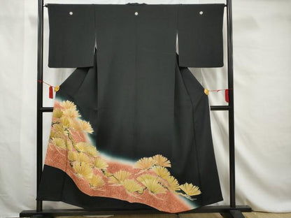 平和屋着物■豪華黒留袖　刺繍　枝松文　暈し染め　金彩　正絹　逸品　AABA5156gw