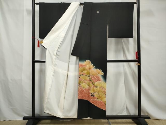 平和屋着物■豪華黒留袖　刺繍　枝松文　暈し染め　金彩　正絹　逸品　AABA5156gw