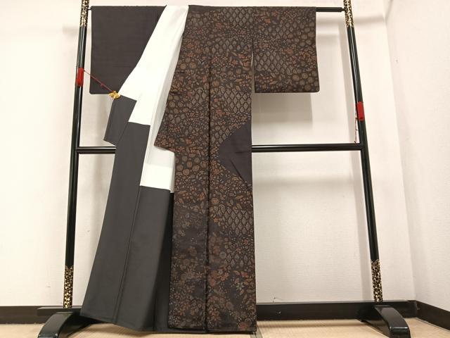 平和屋着物●訪問着　作家物　紬地　手描き　草花文　正絹　逸品　AABA5226ph