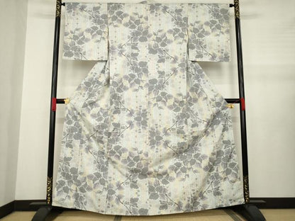平和屋着物●本場大島紬　白大島　一元7マルキ　総絣　葉づくし　正絹　逸品　未使用　AABA6709ck