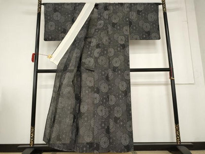 平和屋着物＊夏物 小紋 紗 亀甲麻の葉文様 黒地 正絹 逸品 AABA6879st