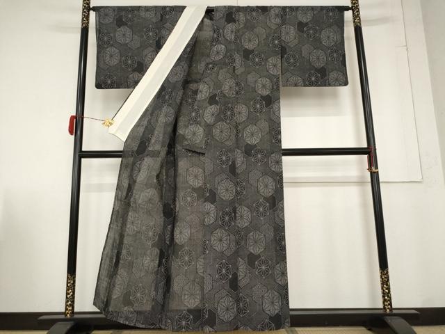 平和屋着物＊夏物 小紋 紗 亀甲麻の葉文様 黒地 正絹 逸品 AABA6879st