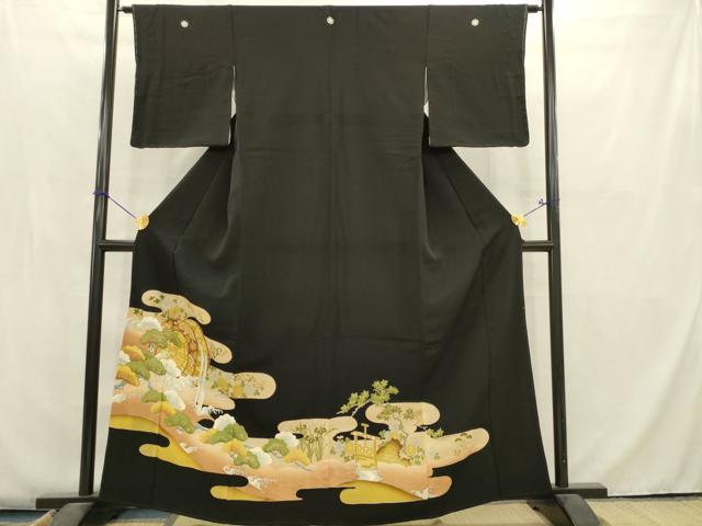 平和屋着物■豪華黒留袖　駒刺繍　水車　松　金彩　正絹　逸品　AABA6963ma
