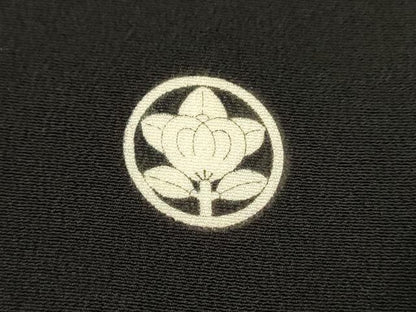 平和屋着物■豪華黒留袖　駒刺繍　水車　松　金彩　正絹　逸品　AABA6963ma