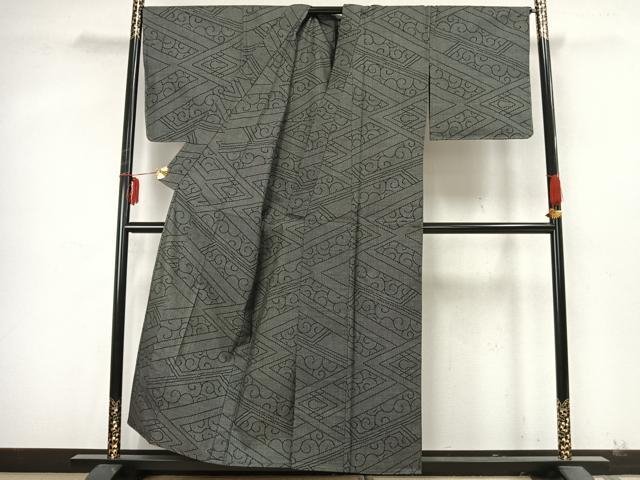 平和屋着物▽本場大島紬 単衣 7マルキ 唐草文 正絹 逸品 未使用 AABA7476fy