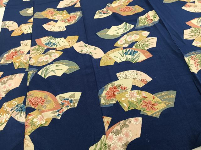 平和屋着物▽上質な小紋　単衣　手描き　地紙花文　金彩　鬼しぼ縮緬　正絹　逸品　AABA7695fy