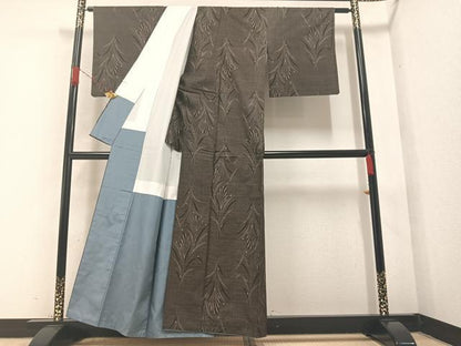 平和屋着物●本場大島紬　カタス7マルキ　草木文　正絹　逸品　AABA8196ph