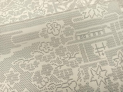 平和屋着物●本場大島紬 120亀甲 草花文 正絹 逸品 AABA8210ph
