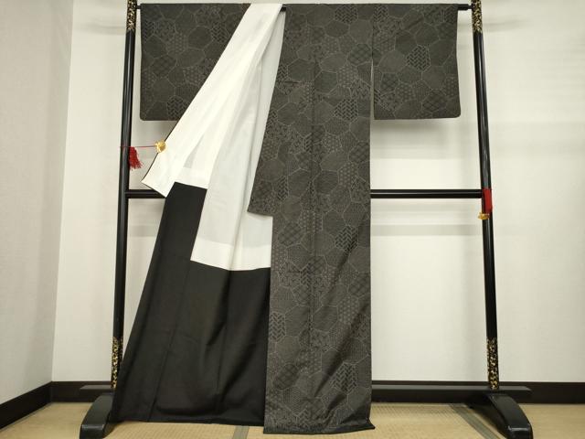 平和屋着物●本場染大島紬　切嵌文　正絹　逸品　AABA8252ck