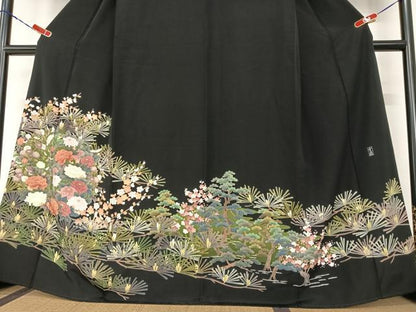平和屋着物●豪華黒留袖 作家物 梅松花文 正絹 逸品 AABA8824zg