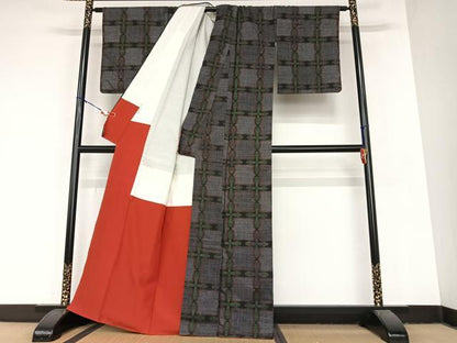 平和屋着物●本場大島紬　一元絣　幾何学花文　正絹　逸品　AABA8850zg