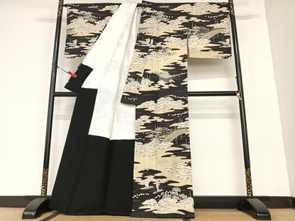平和屋着物●染織の名門　しょうざん  生紬　松竹梅飛鳥文　黒地　正絹　逸品　AABA8864zg