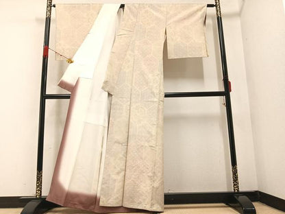 平和屋着物●本場大島紬　白大島　亀甲花文　正絹　逸品　AABA8882ph