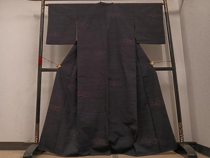 平和屋着物●上質な紬　花唐草文　黒地　正絹　逸品　AABA8914ph