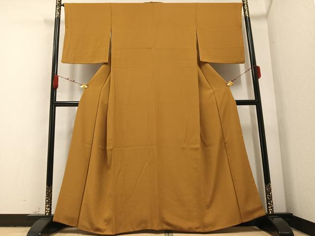 平和屋着物●上質な色無地　黄唐茶色　正絹　逸品　AABA8920ph