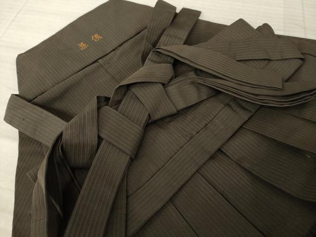 平和屋着物●男性　馬乗り袴　縞　正絹　逸品　AABA9763ck