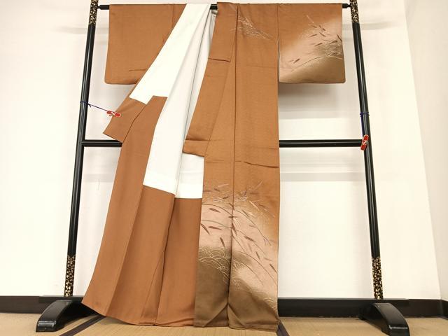 平和屋着物●訪問着　駒刺繍　笹花文　暈し染め　金彩　正絹　逸品　AABB0063zg