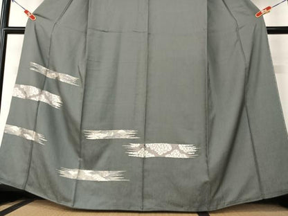 平和屋着物●訪問着　刺繍　花松文　銀糸　胴抜き仕立て　正絹　逸品　AABB0068zg