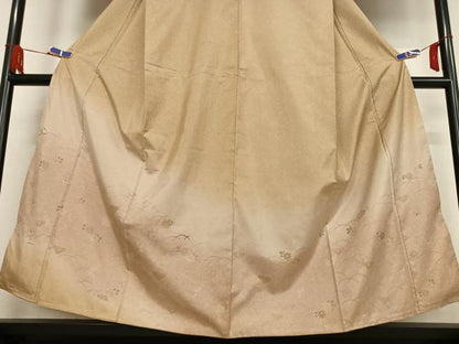 平和屋着物●本場染大島紬　訪問着　舞花文　暈し染め　金彩　正絹　逸品　AABB0211zg