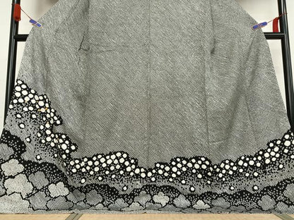 平和屋着物●訪問着 駒刺繍 絞り 舞花文 黒地 さが美扱い ロング丈 正絹 逸品 未使用 AABB0214zg