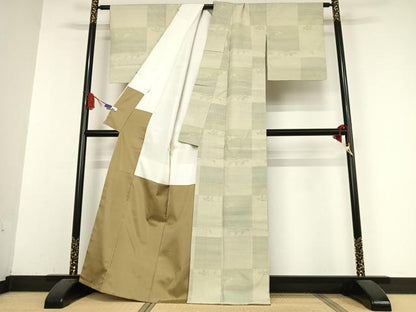 平和屋着物●塩沢紬 90亀甲 横段花文 正絹 逸品 AABB0227zg