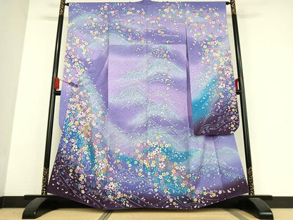 平和屋着物●豪華振袖 駒刺繍 流水舞桜 暈し染め 金彩 金通し地 正絹 逸品 AABB0314zg