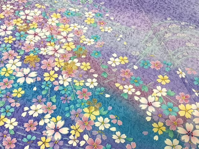 平和屋着物●豪華振袖 駒刺繍 流水舞桜 暈し染め 金彩 金通し地 正絹 逸品 AABB0314zg