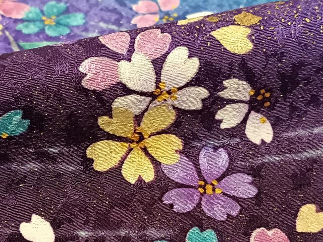 平和屋着物●豪華振袖 駒刺繍 流水舞桜 暈し染め 金彩 金通し地 正絹 逸品 AABB0314zg