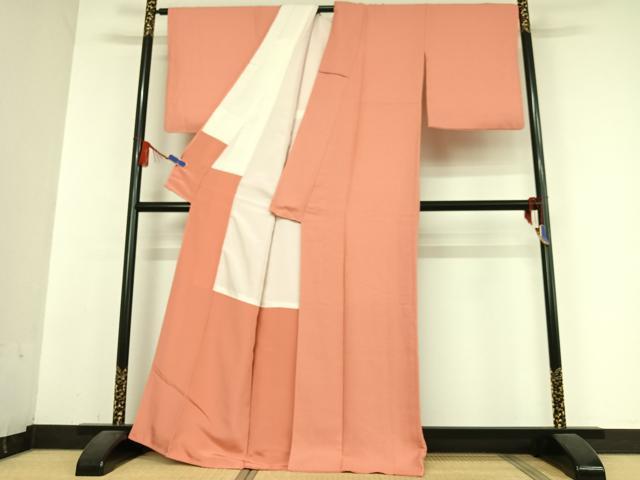 平和屋着物●上質な色無地　紋意匠　甚三紅色　正絹　逸品　AABB0352zg