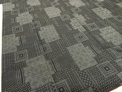 平和屋着物●本場大島紬 一元7マルキ 色紙重ね文 黒地 正絹 逸品 AABB0353zg