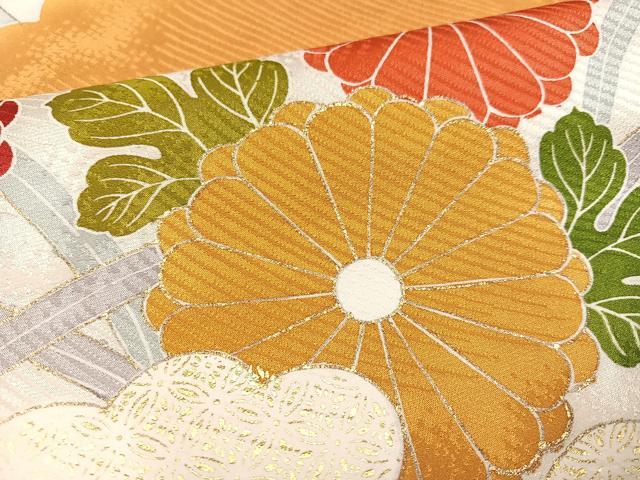 平和屋着物●豪華振袖　駒刺繍　雲重ね花文　金彩　正絹　逸品　未使用　AABB0399ph