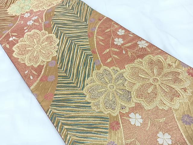 平和屋着物◎六通柄袋帯　唐織　枝垂れ花文　金糸　正絹　逸品　AABB0759uw
