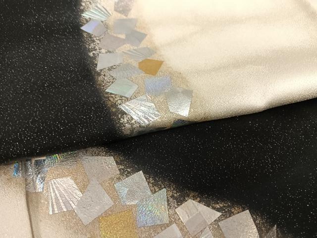 平和屋着物●金彩友禅作家 金彩の魔術師 堀省平 金煌織 振袖 箔散らし 金銀彩 銀通し地 正絹 逸品 AABB1335np
