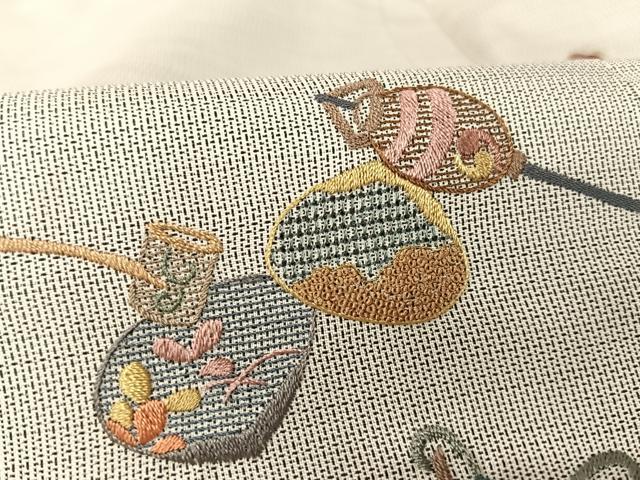 平和屋着物●総刺繍　本場大島紬　訪問着　白大島　吉祥文　金糸　正絹　逸品　未使用　AABB1387np