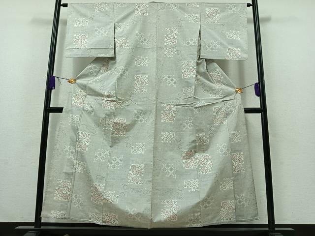 平和屋着物▽本場大島紬 白大島 単衣 120亀甲 吉祥色紙花文 正絹 逸品 AABB1411jh