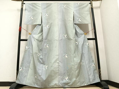 平和屋着物●本場大島紬　一元7マルキ　総絣　舞蝶文　正絹　逸品　AABB1452ph