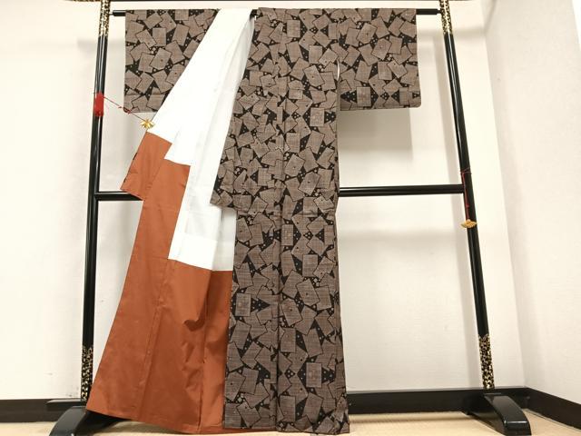 平和屋着物●本場大島紬　一元7マルキ　色紙文　正絹　逸品　未使用　AABB1458ph