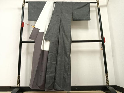 平和屋着物●本場大島紬 カタス7マルキ 舞花文 正絹 逸品 AABB1493ph
