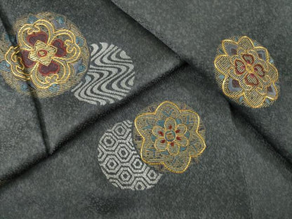 平和屋着物●訪問着　駒刺繍　花丸文　金銀彩　正絹　逸品　AABB1996ck