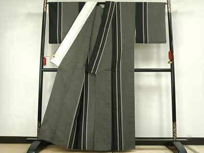 平和屋着物▽本場縞大島紬 単衣 縞 黒地 正絹 逸品 AABB2088fy