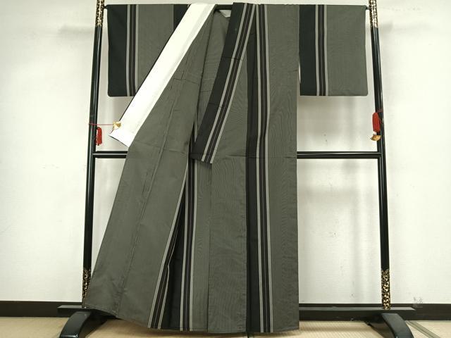 平和屋着物▽本場縞大島紬 単衣 縞 黒地 正絹 逸品 AABB2088fy