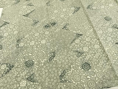 平和屋着物▽上質な紬 単衣 型染め 切嵌花文 正絹 逸品 AABB2225fy