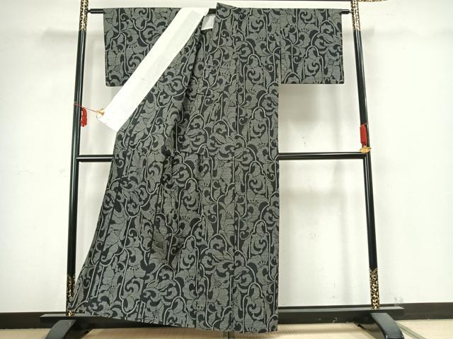 平和屋着物▽上質な紬　単衣　草花文　黒地　正絹　逸品　AABB2342fy