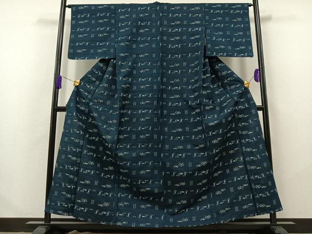 平和屋着物▽上質な紬　単衣　琉球絣文様　正絹　逸品　AABB2450jh
