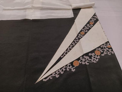 平和屋着物●豪華黒留袖　駒刺繍　花唐草文　金彩　正絹　逸品　AABB2960ph