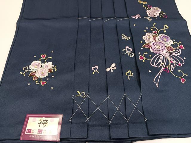平和屋着物●行灯袴　刺繍　舞花文　金糸　洗える着物　未使用　AABB2986ph