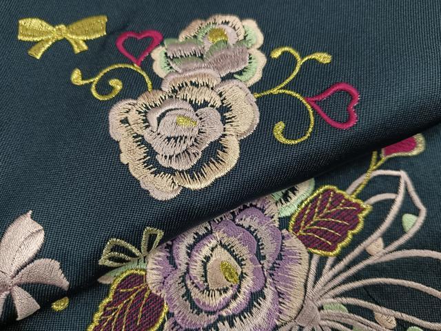 平和屋着物●行灯袴　刺繍　舞花文　金糸　洗える着物　未使用　AABB2986ph