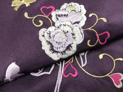 平和屋着物●行灯袴　刺繍　舞花文　金糸　洗える着物　未使用　AABB2995ph