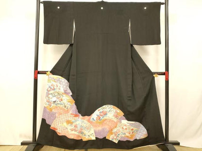 平和屋着物■豪華黒留袖　駒刺繍　地紙花鳥文　暈し染め　金彩　正絹　逸品　AABB3117fw