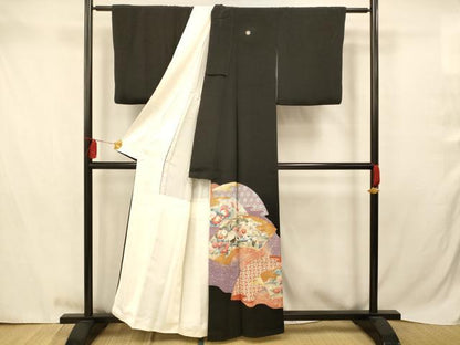 平和屋着物■豪華黒留袖　駒刺繍　地紙花鳥文　暈し染め　金彩　正絹　逸品　AABB3117fw